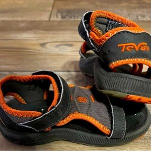 Teva Sandals Size 7